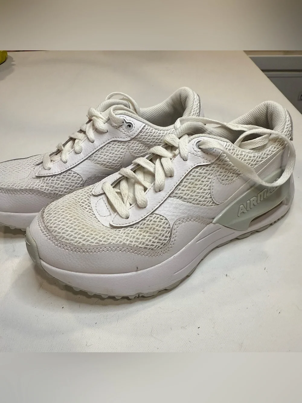 Nike women’s 6y
